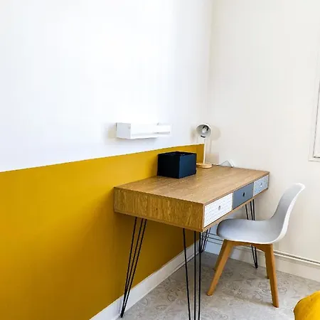 Appartement Familial- 3 Chambres Avec Vue Tour De Vesone Διαμέρισμα
