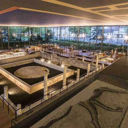 Appartement Superbe Avec Vue Sur La Tour De Vésone