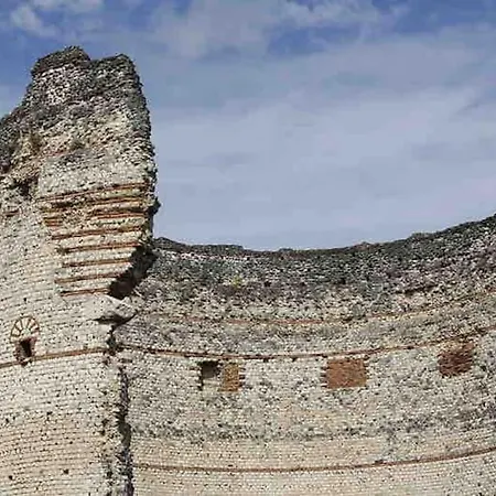 Familial Proche D'un Site Historique * Perigueux